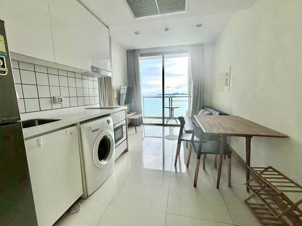 One Bedroom Condo For Rent