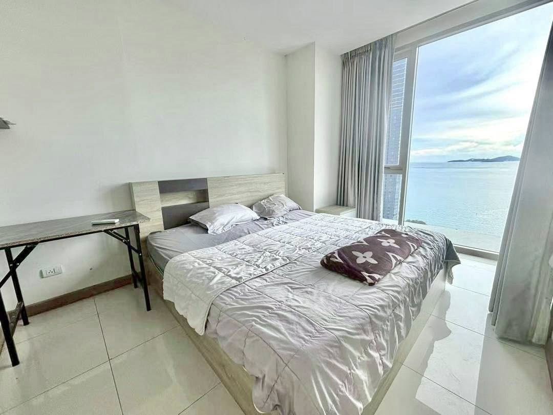 One Bedroom Condo For Rent