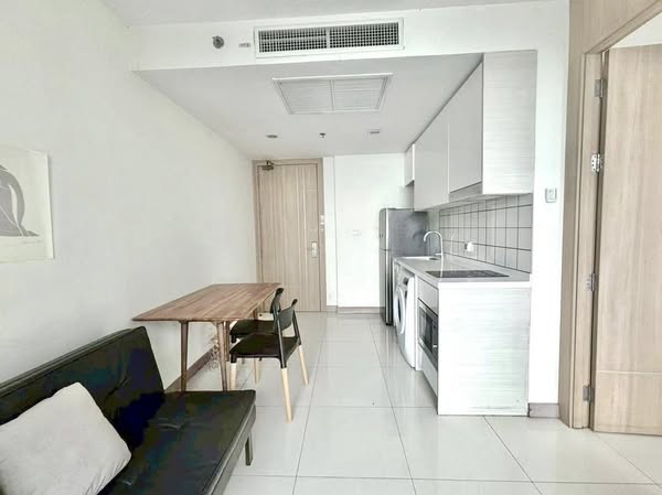 One Bedroom Condo For Rent