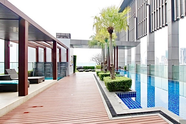 One Bedroom Condo For Rent