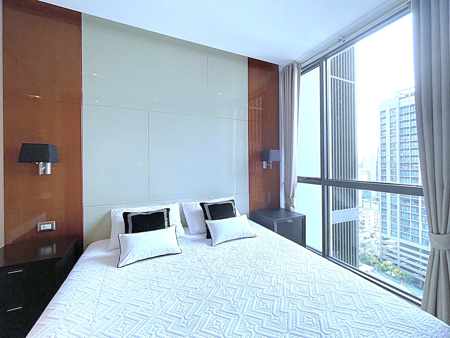 One Bedroom Condo For Rent