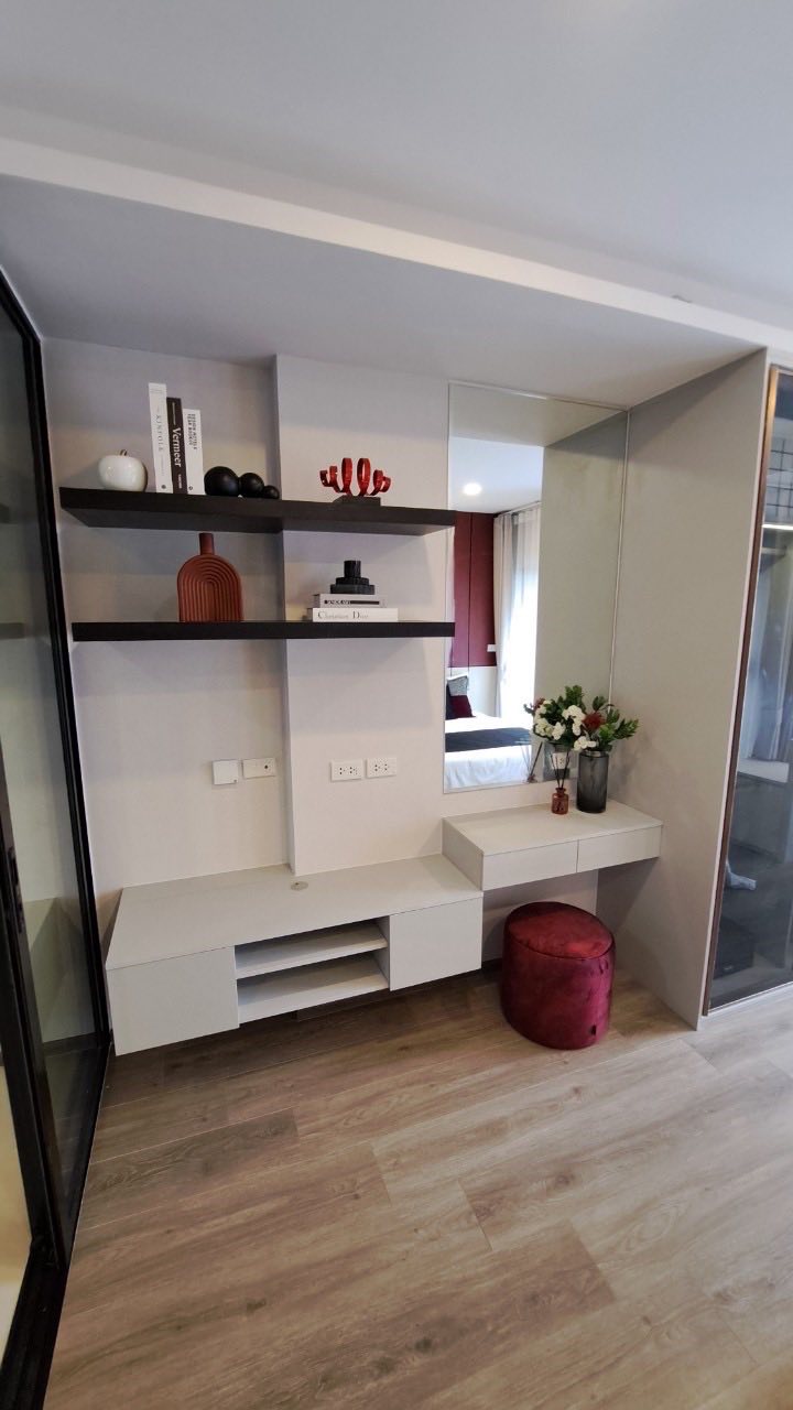 One Bedroom Condo For Rent