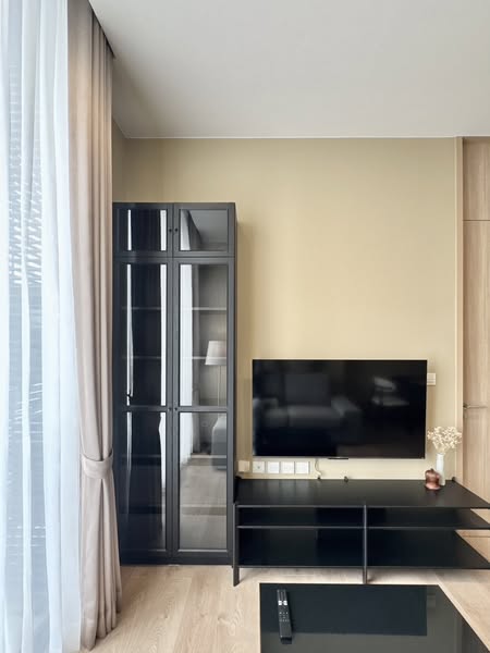 One Bedroom Condo For Rent