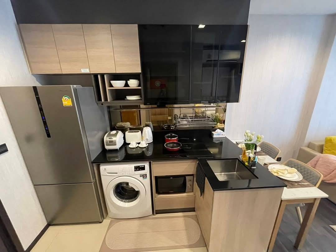 One Bedroom Condo For Rent
