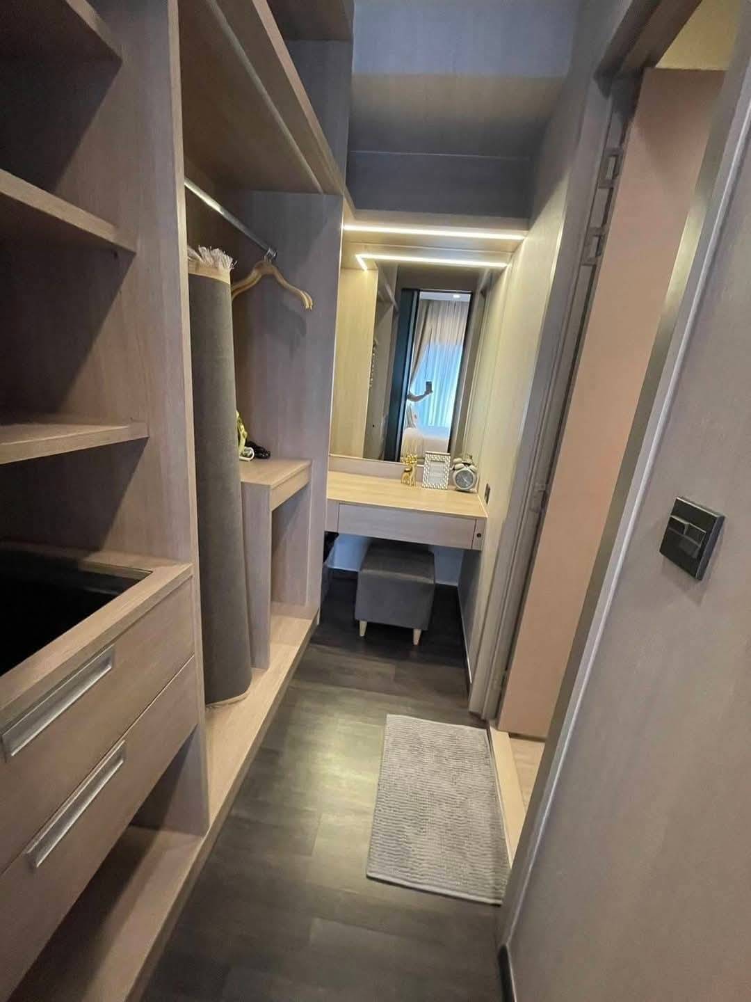 One Bedroom Condo For Rent