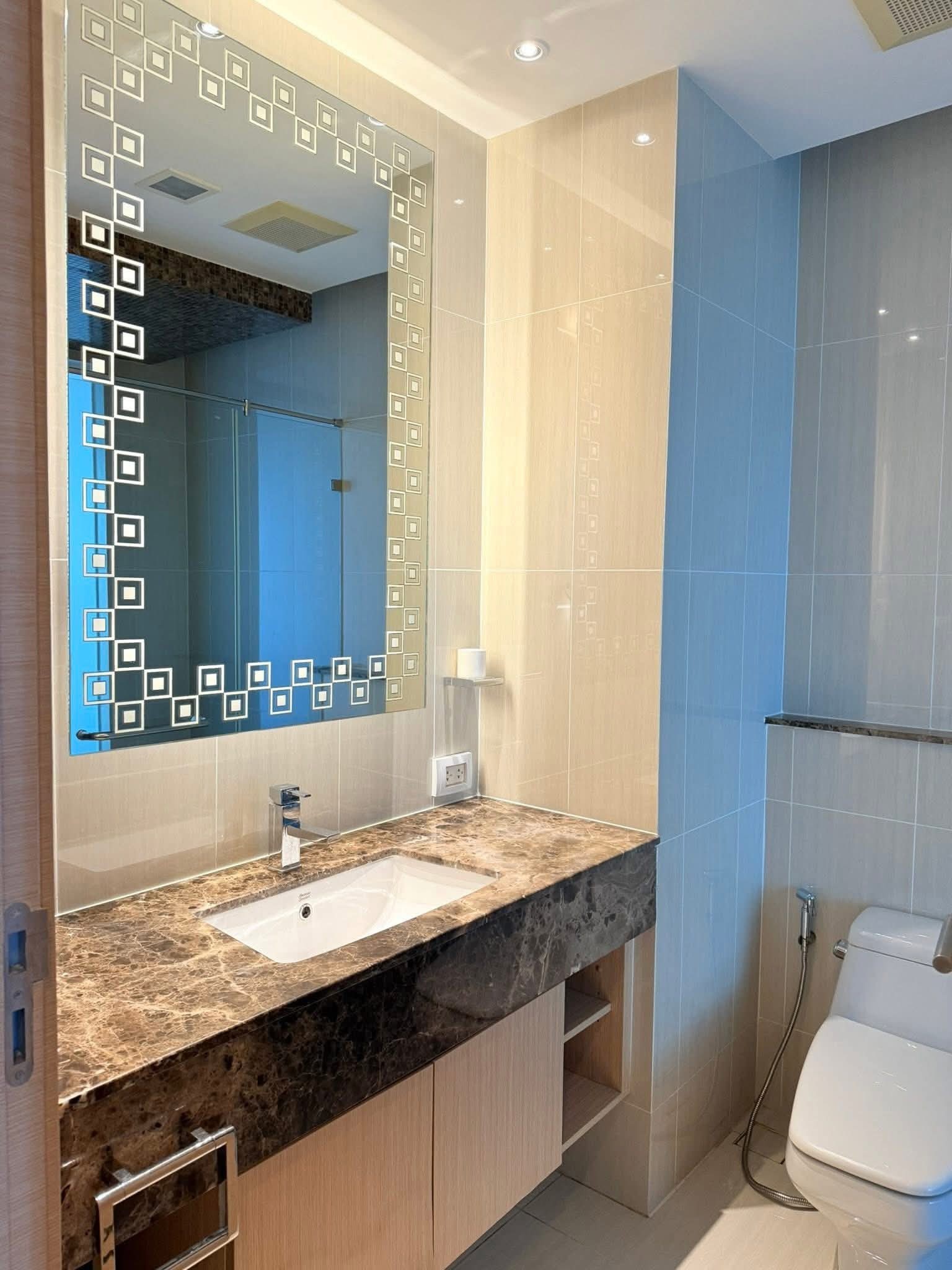 One Bedroom Condo For Rent