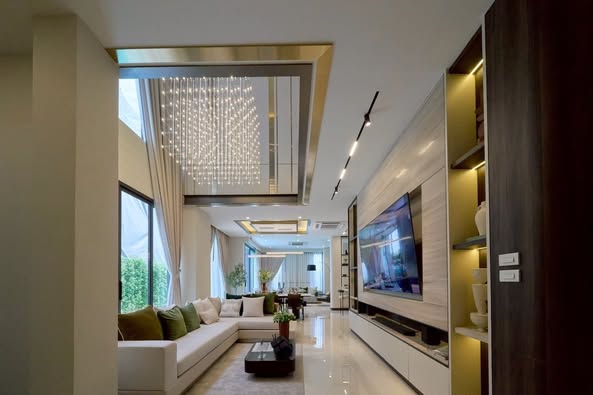 Beautiful Pool Villa For Sale