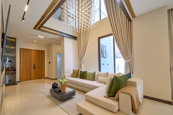 Beautiful Pool Villa For Sale