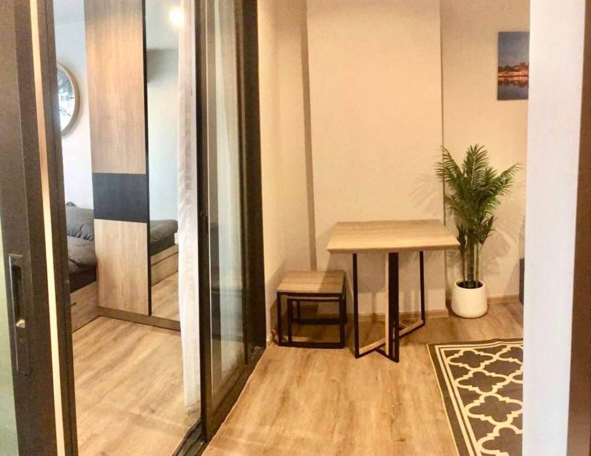 One Bedroom Condo For Rent