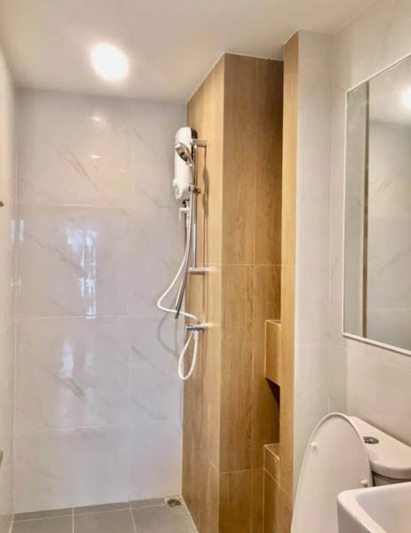 One Bedroom Condo For Rent