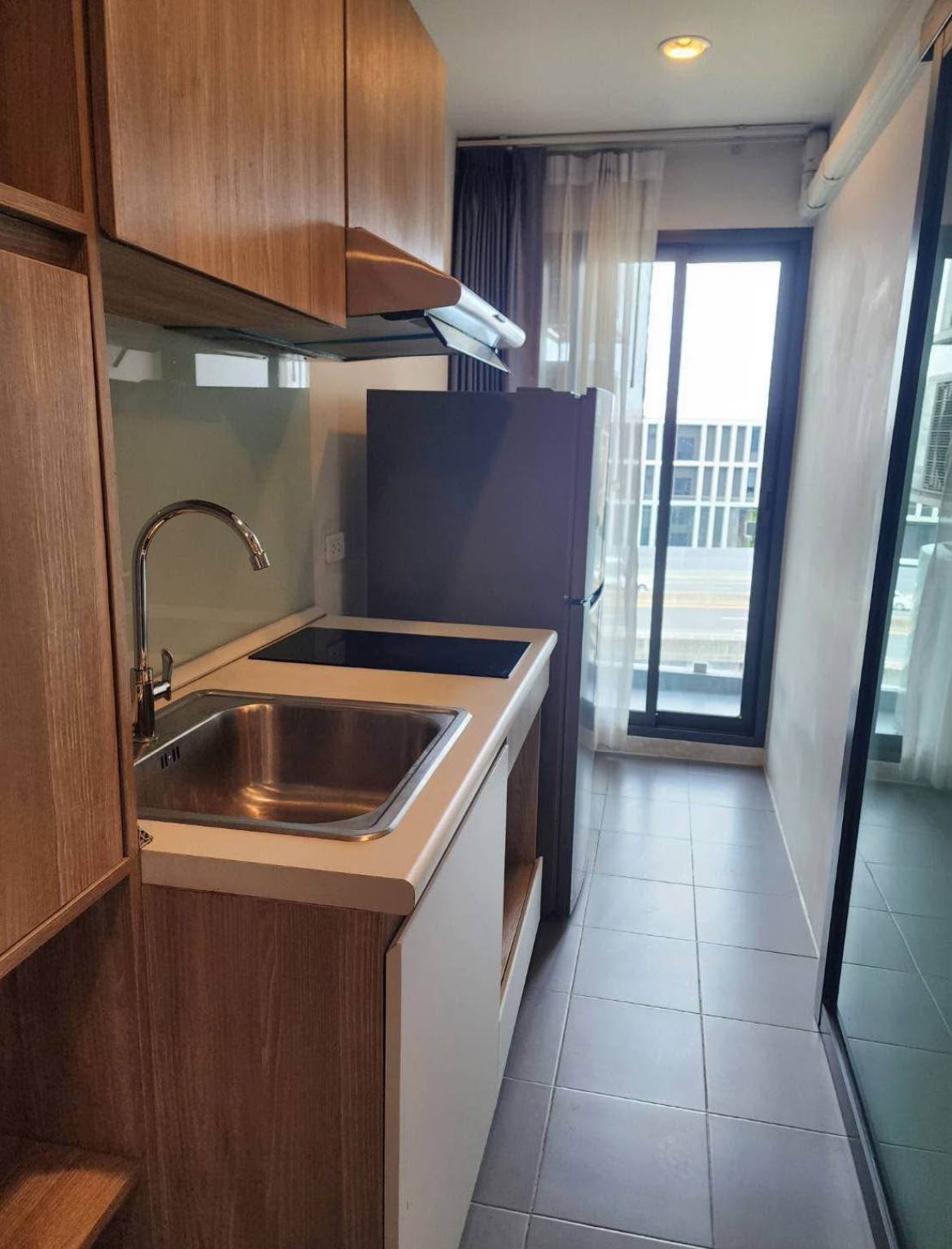 One Bedroom Condo For Rent