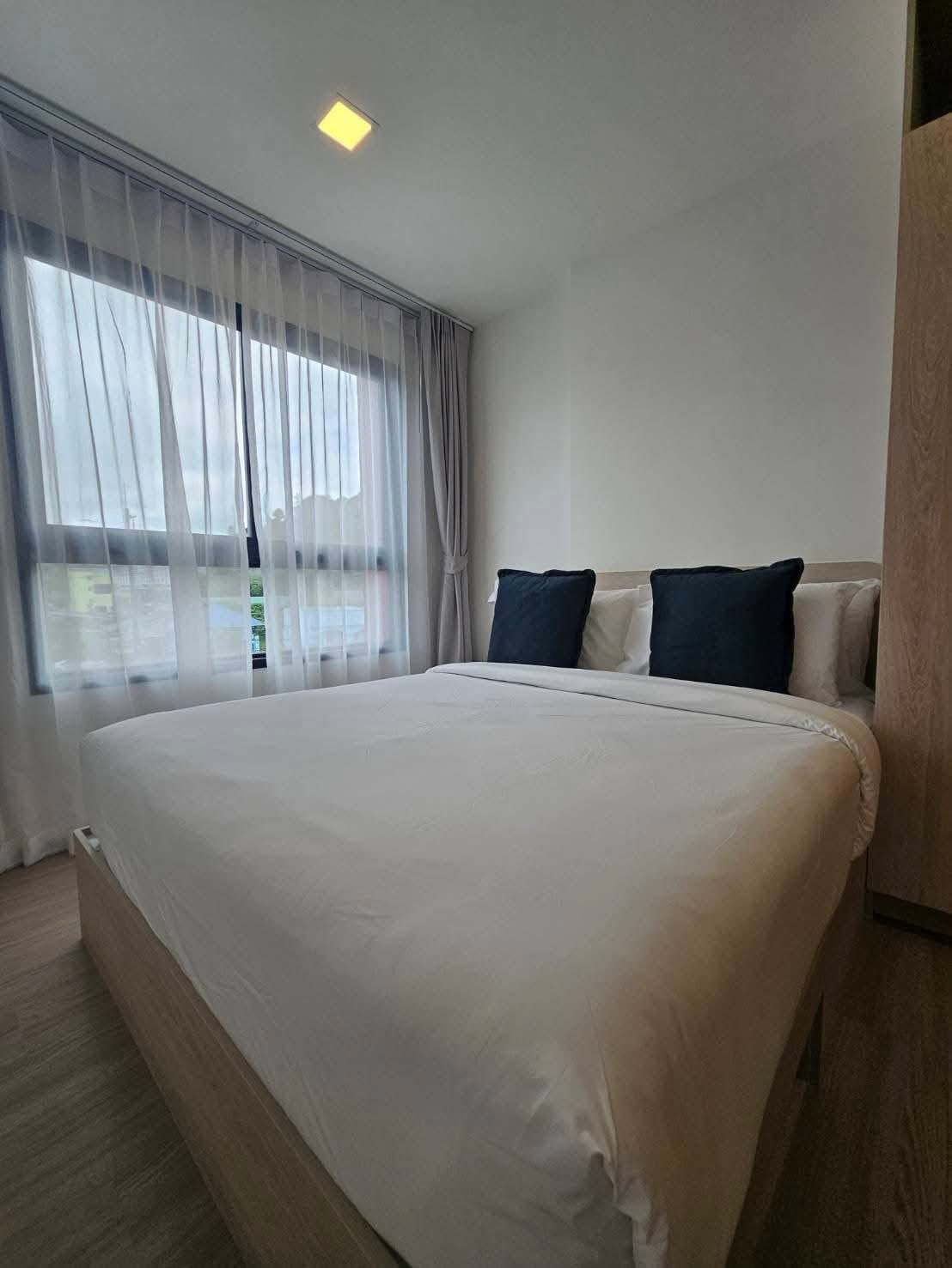 One Bedroom Condo For Rent
