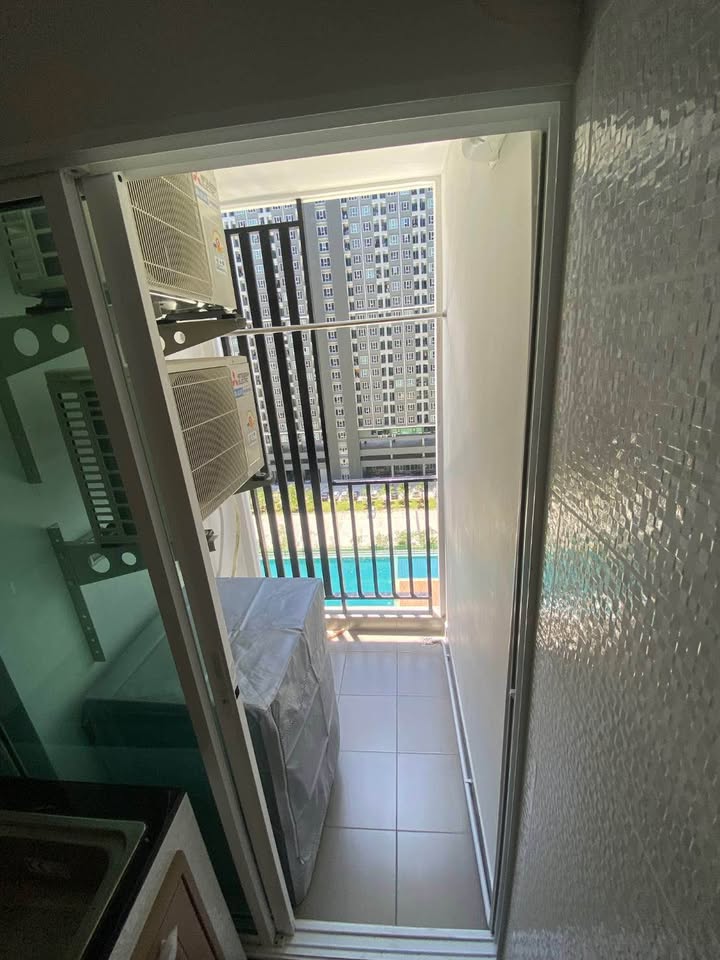 One Bedroom Condo For Rent