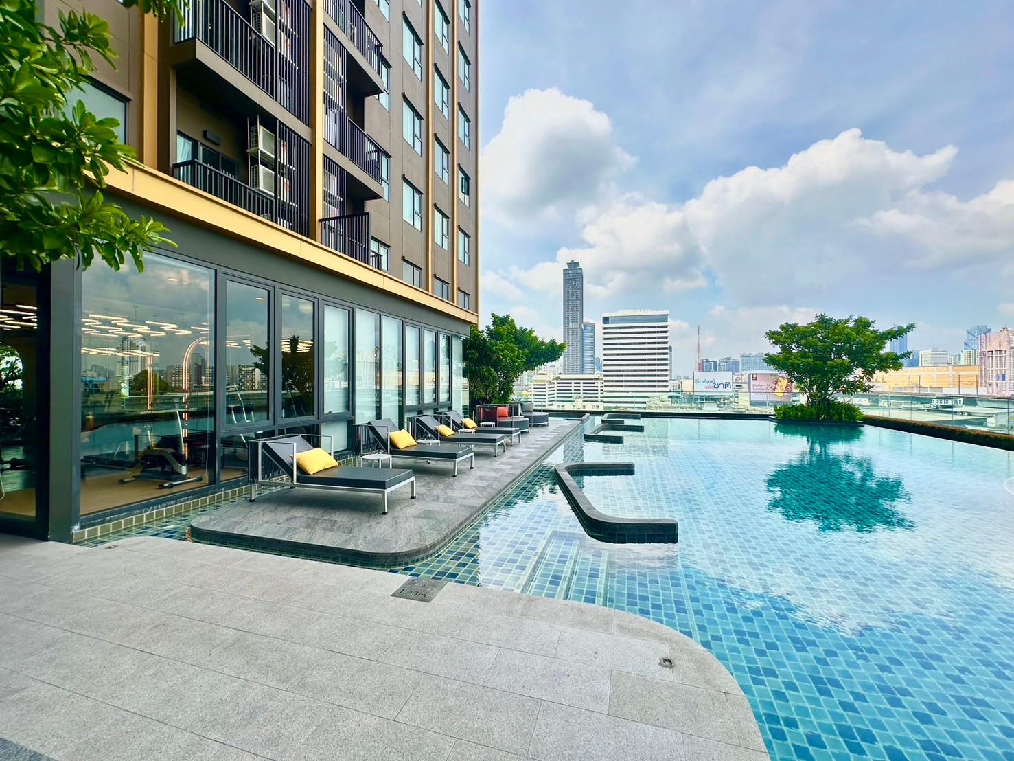 Two Bed Room Condo For Rent