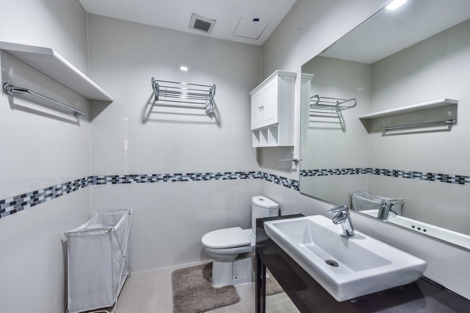 Two Bed Room Condo For Rent