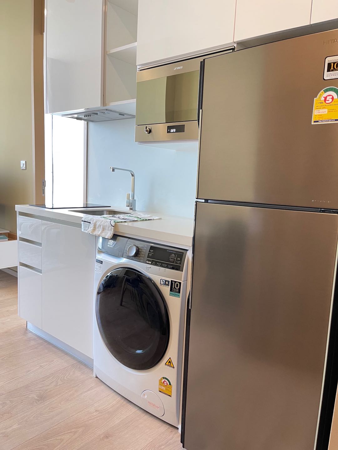 One Bedroom Condo For Rent