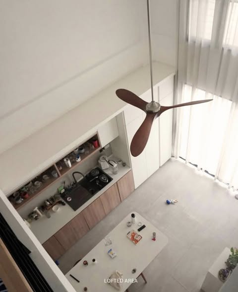 Threee Storey House For Rent