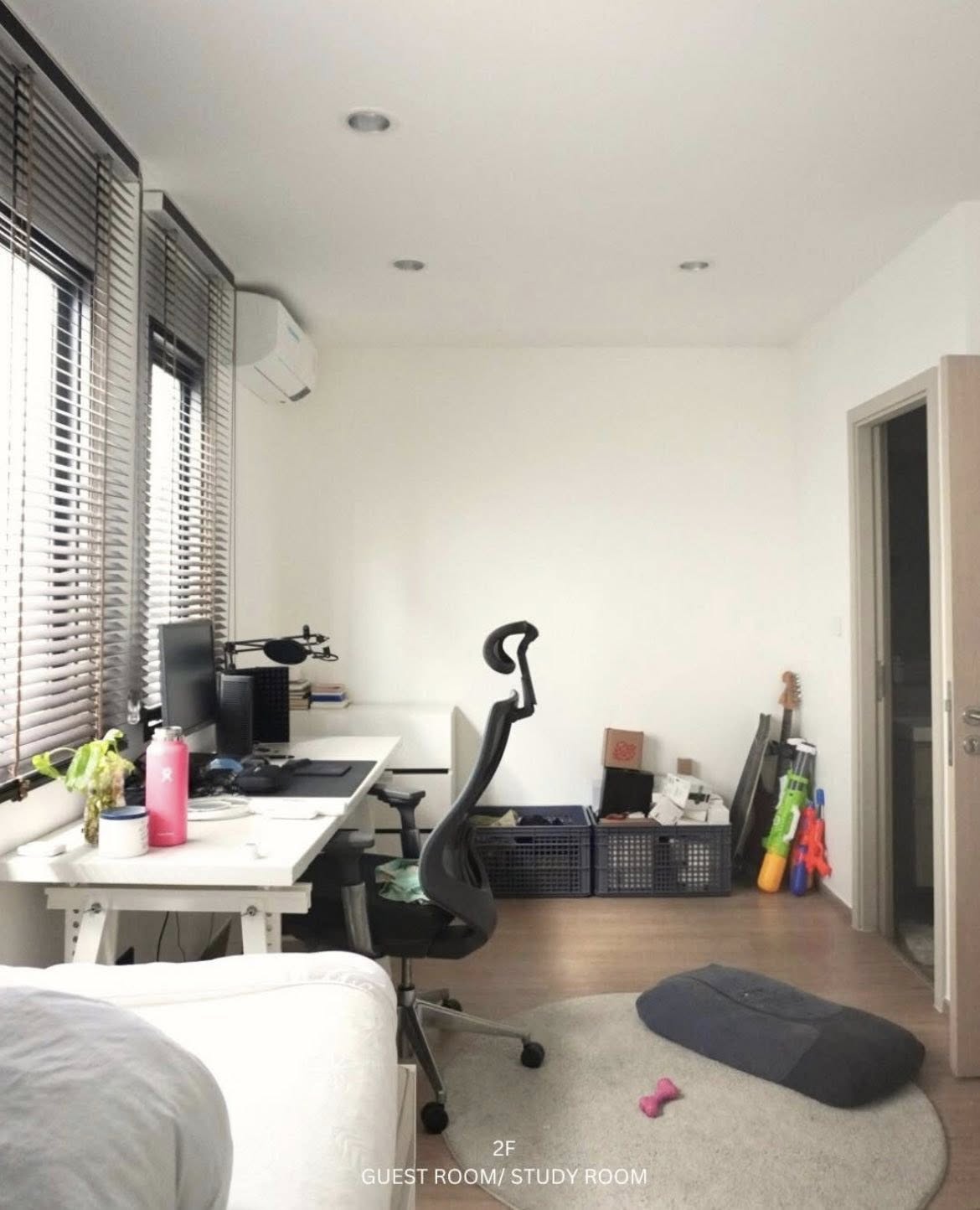 Threee Storey House For Rent