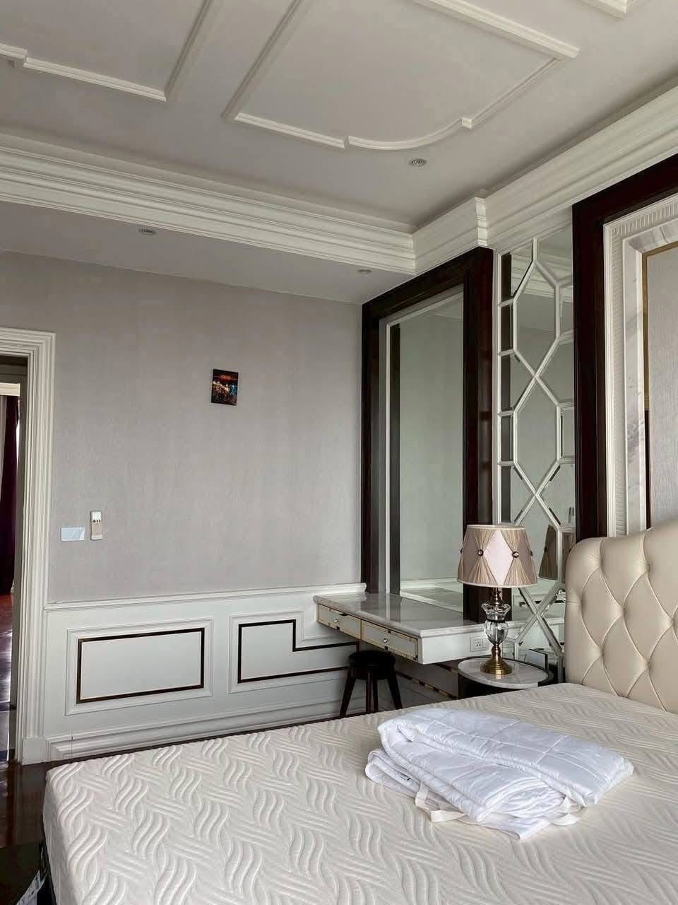 Luxury Pent House For Rent