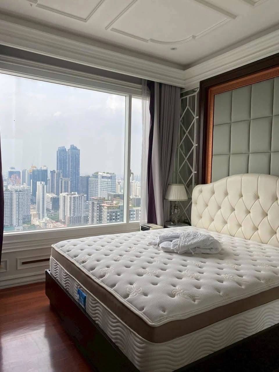 Luxury Pent House For Rent
