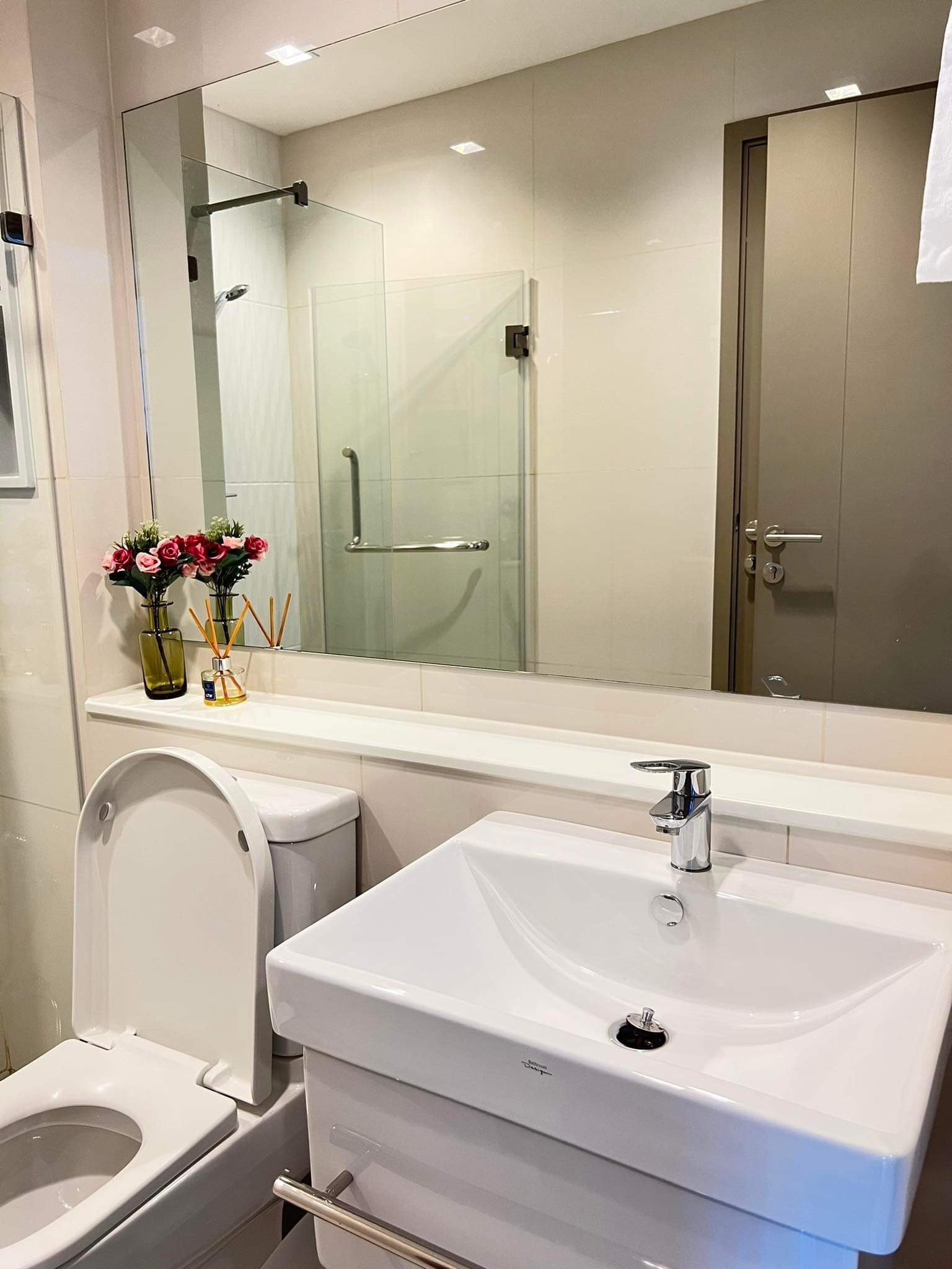 One Bedroom Condo For Rent