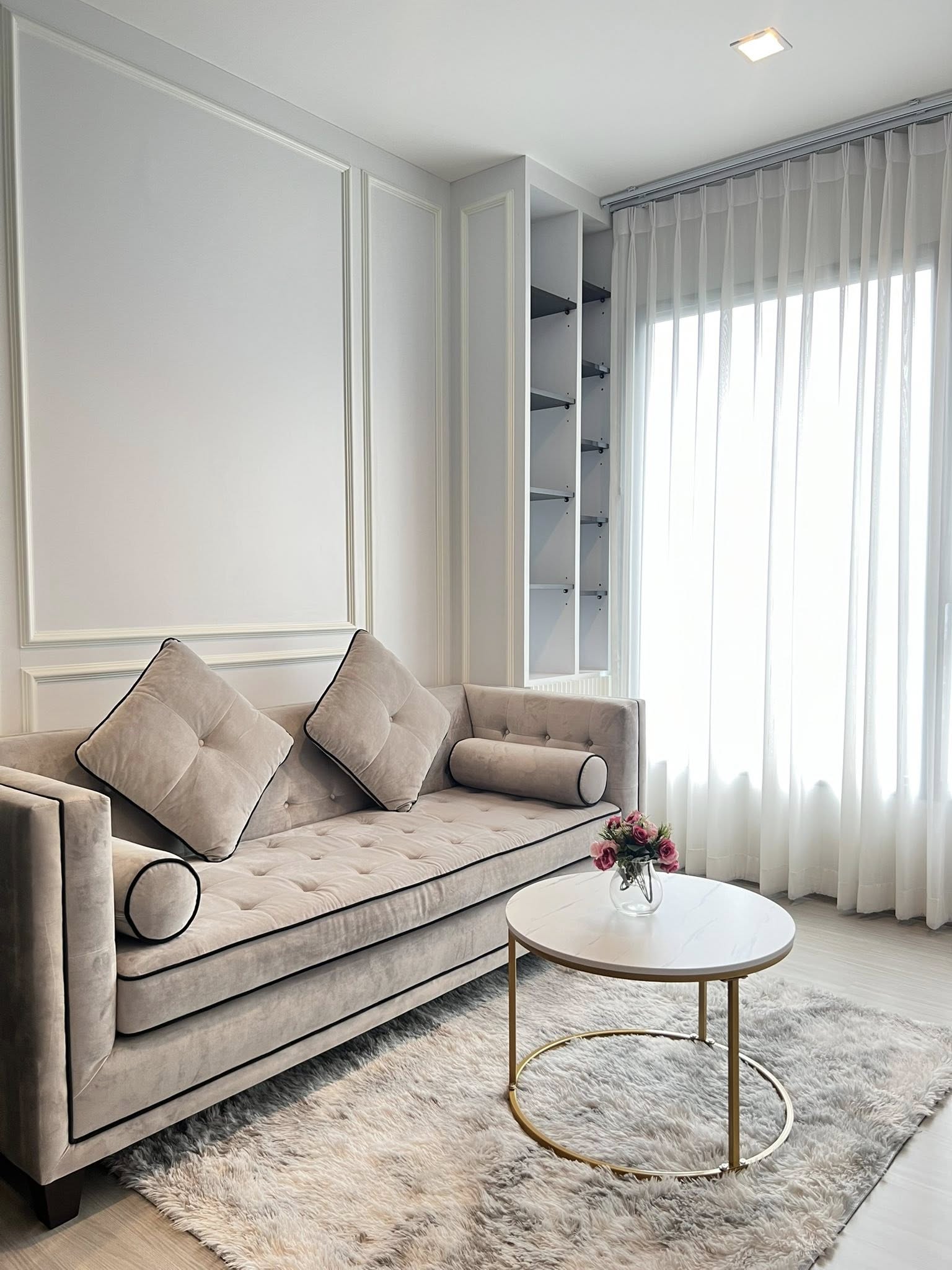 One Bedroom Condo For Rent