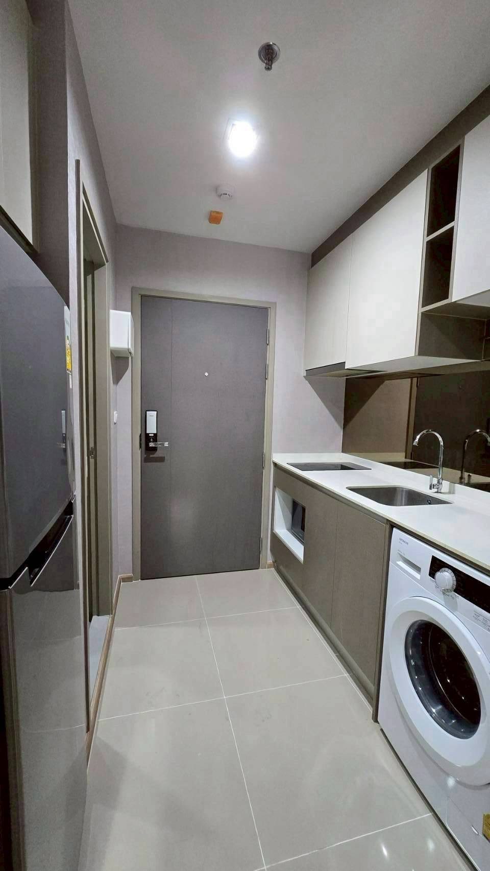 One Bedroom Condo For Rent