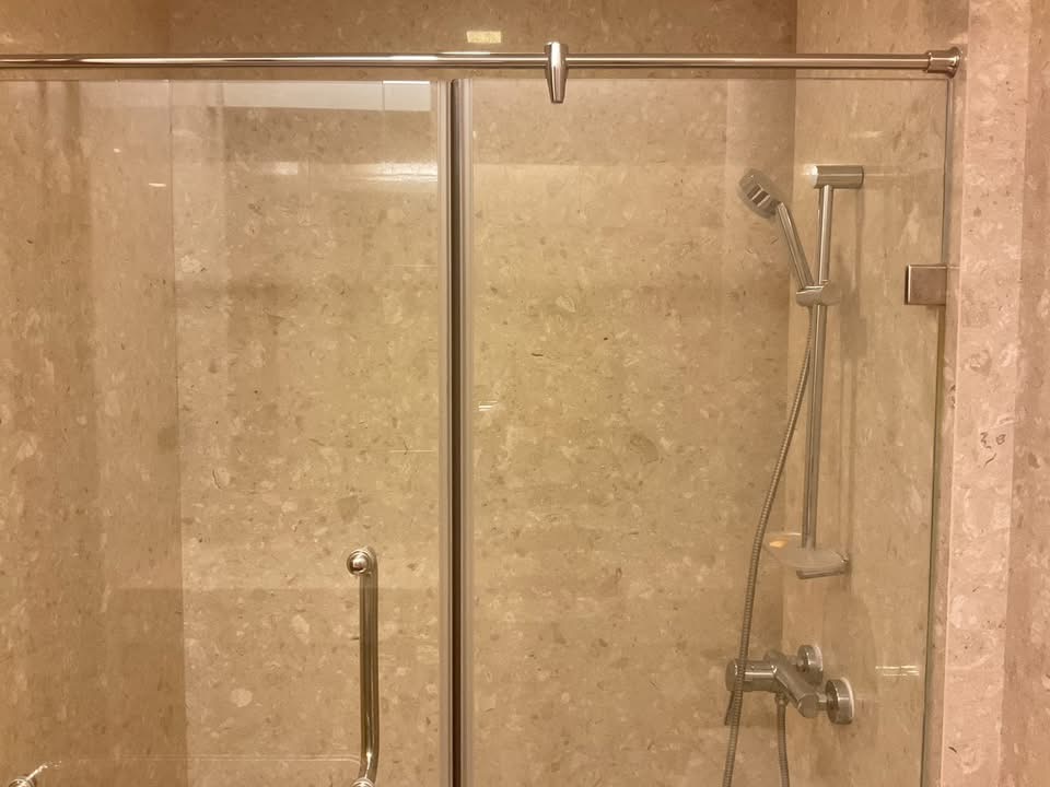 Large Three Bedroom Apartment For Rent