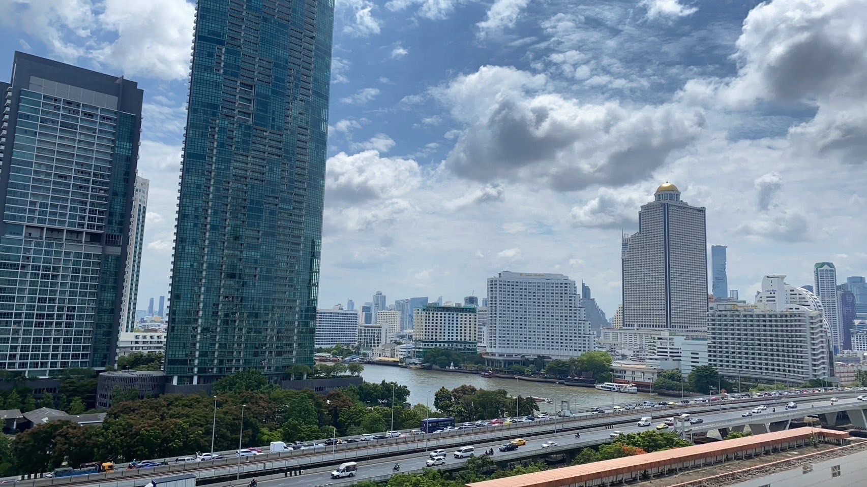 Large Two Bedroom Apartment For Rent