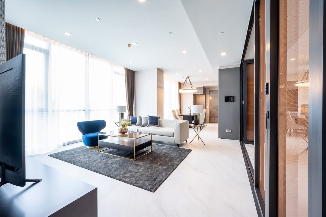 Luxury Two Bedroom Apartment For Rent 