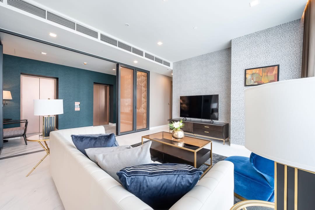 Luxury Two Bedroom Apartment For Rent 