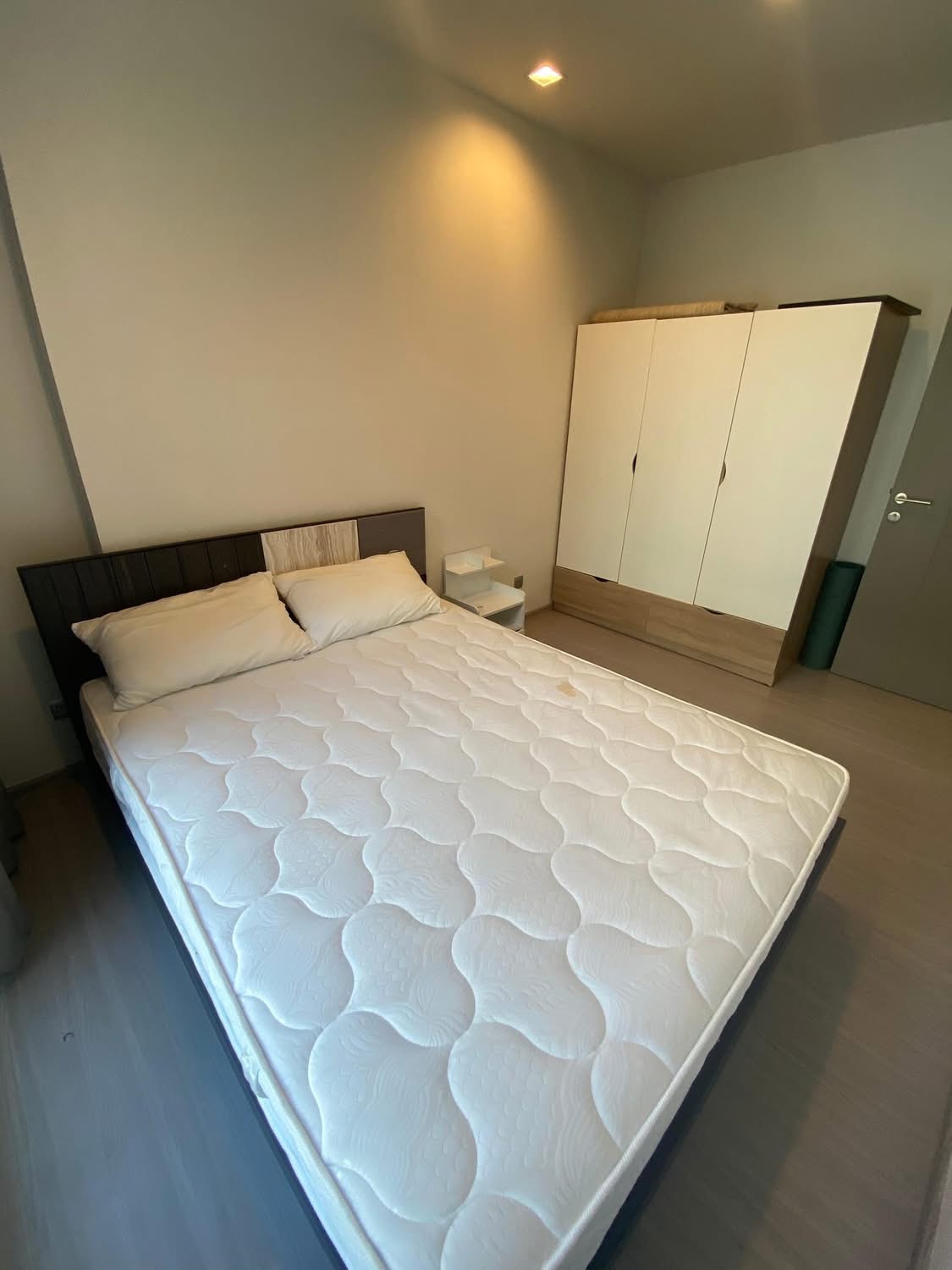 One Bedroom Condo For Rent