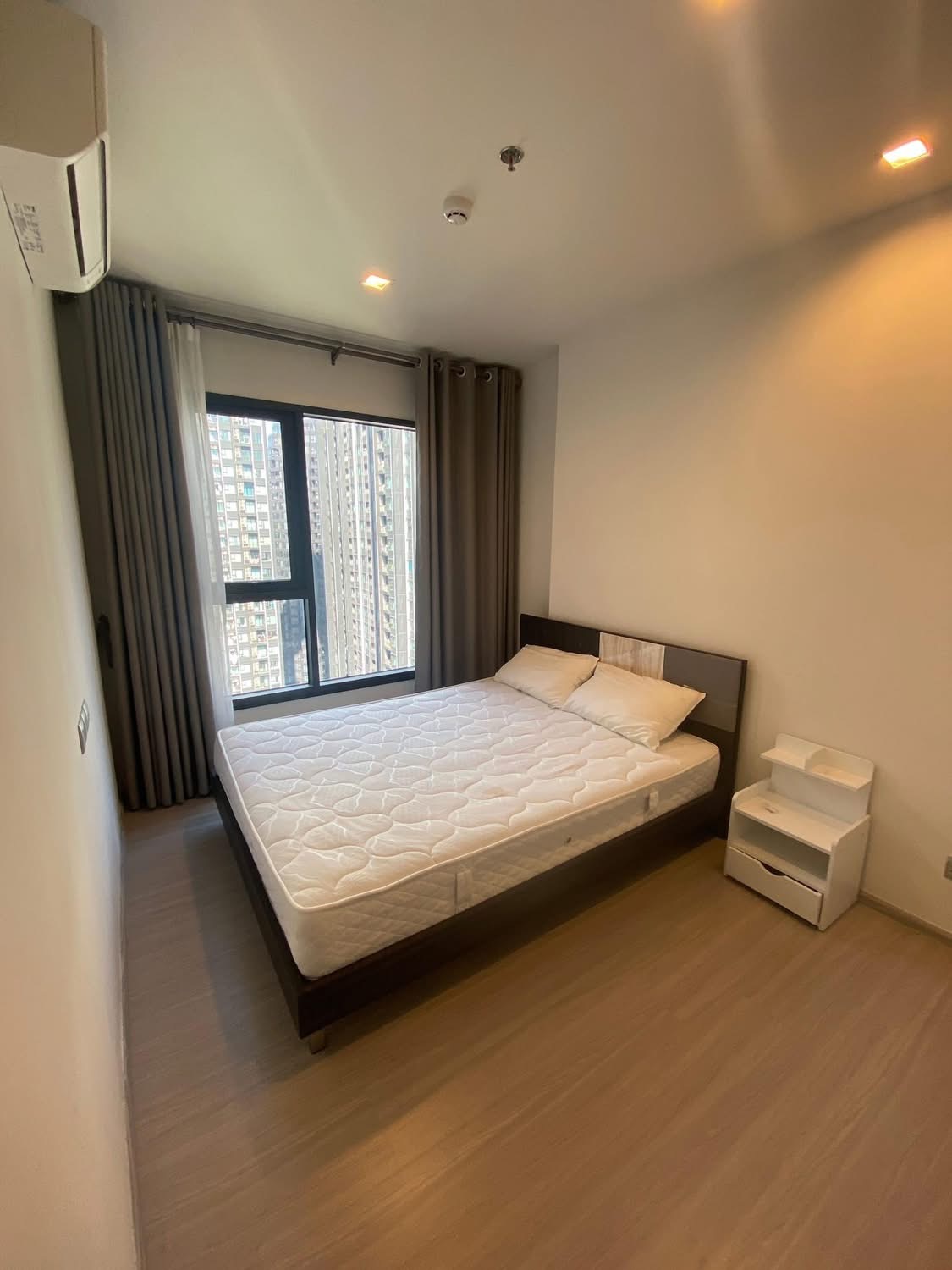 One Bedroom Condo For Rent