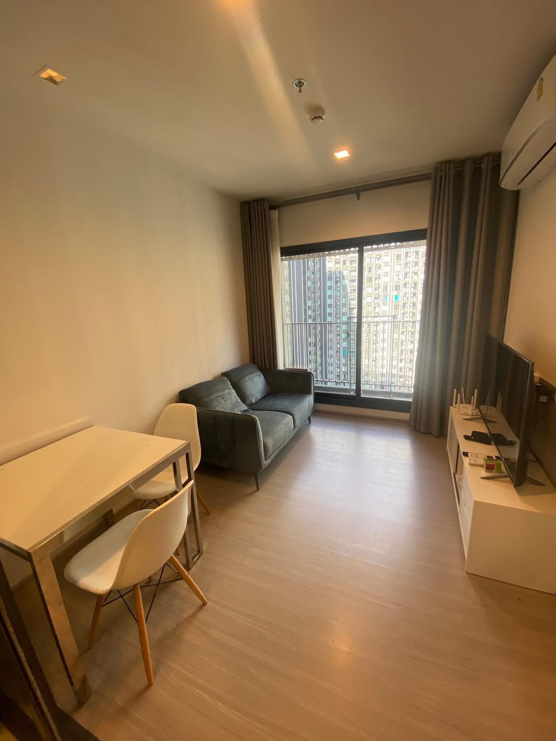 One Bedroom Condo For Rent