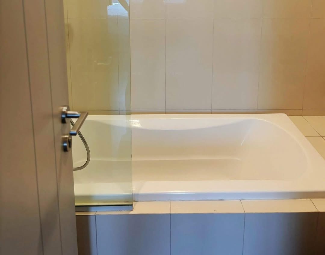 One Bedroom Condo For Rent