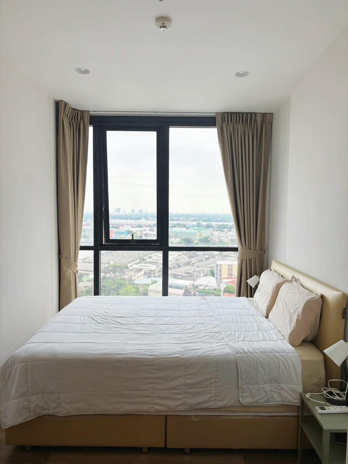 One Bedroom Condo For Rent