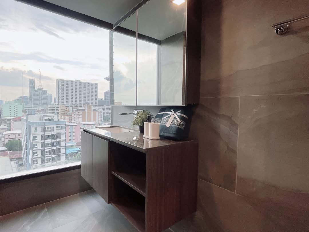 One Bedroom Apartment For Rent