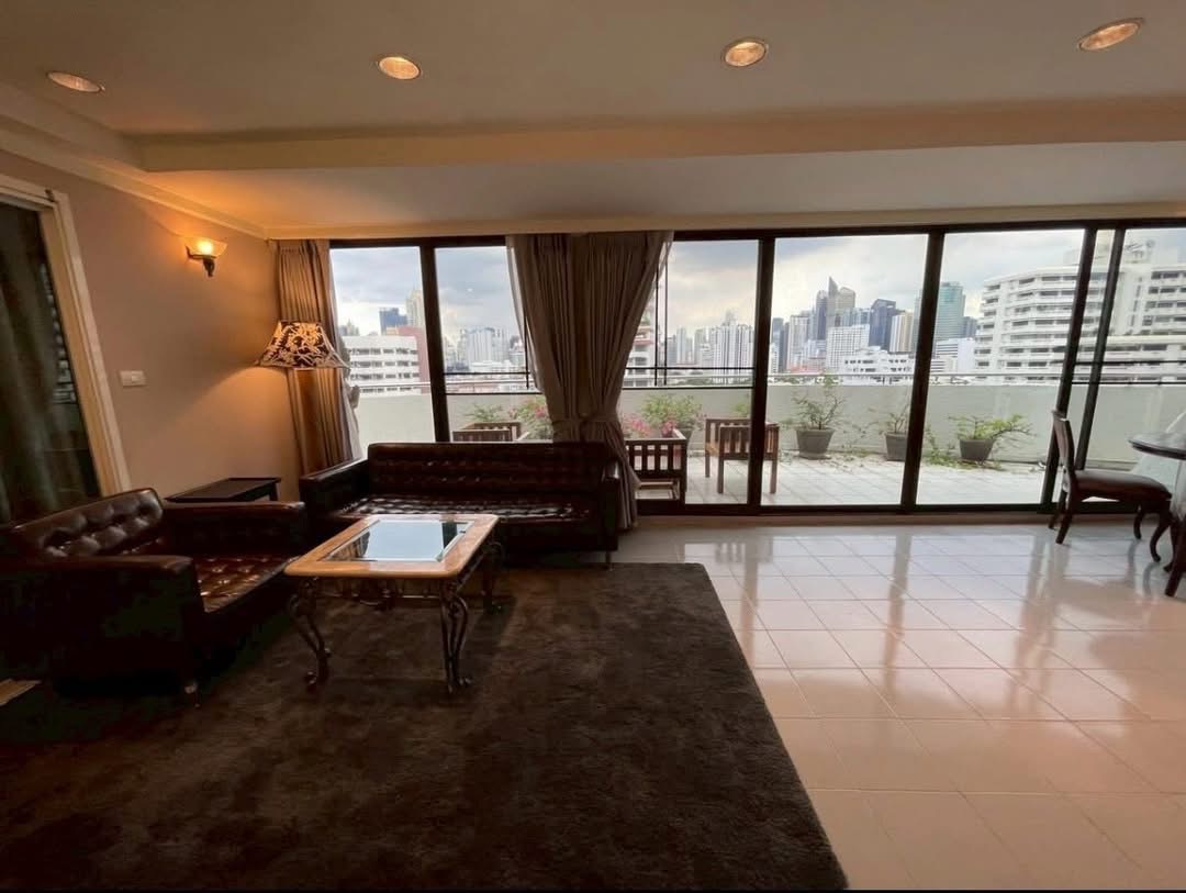 Large Two Bedroom Apartment For Rent