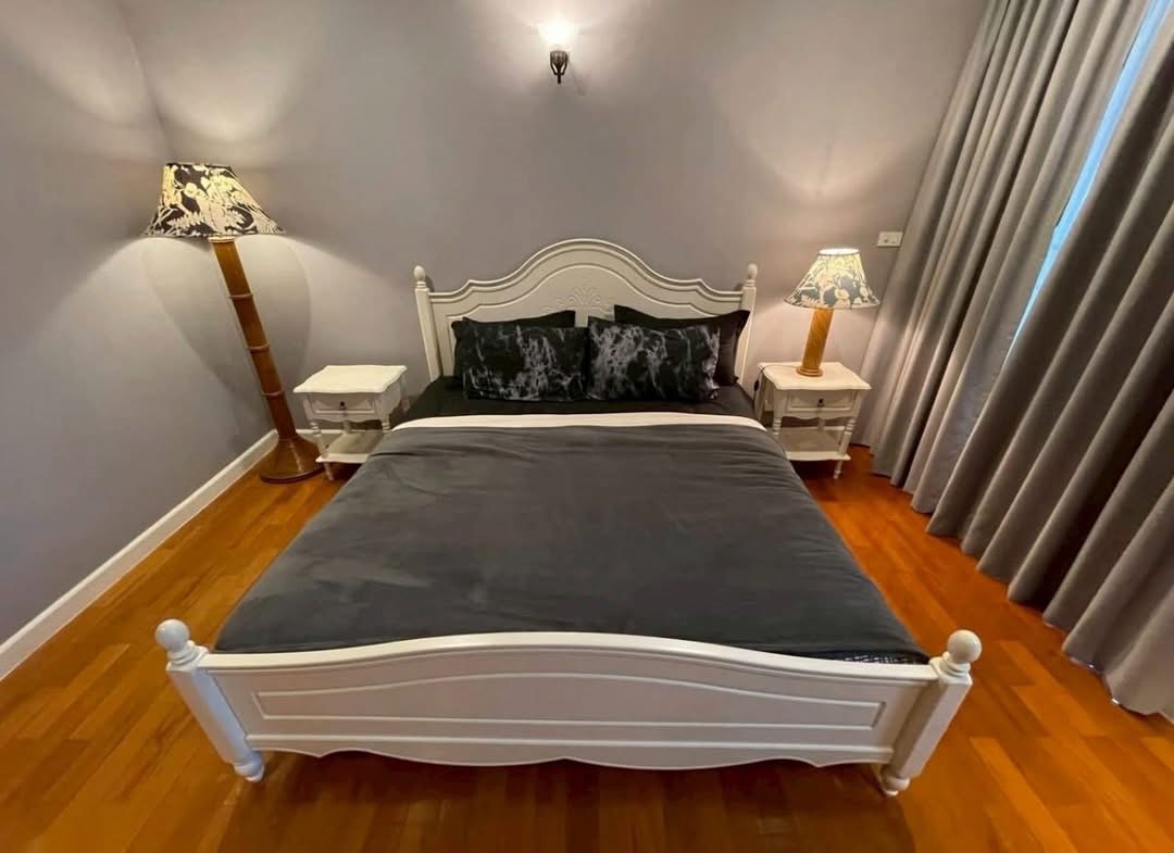 Large Two Bedroom Apartment For Rent