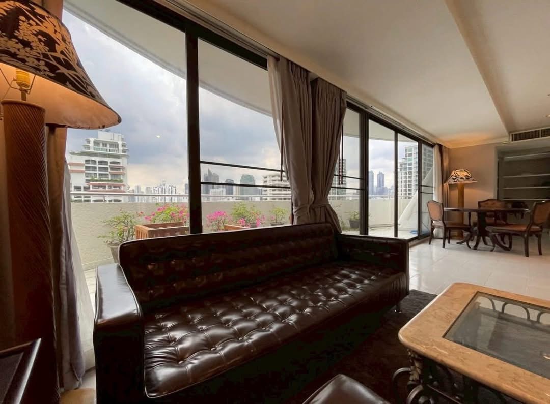Large Two Bedroom Apartment For Rent