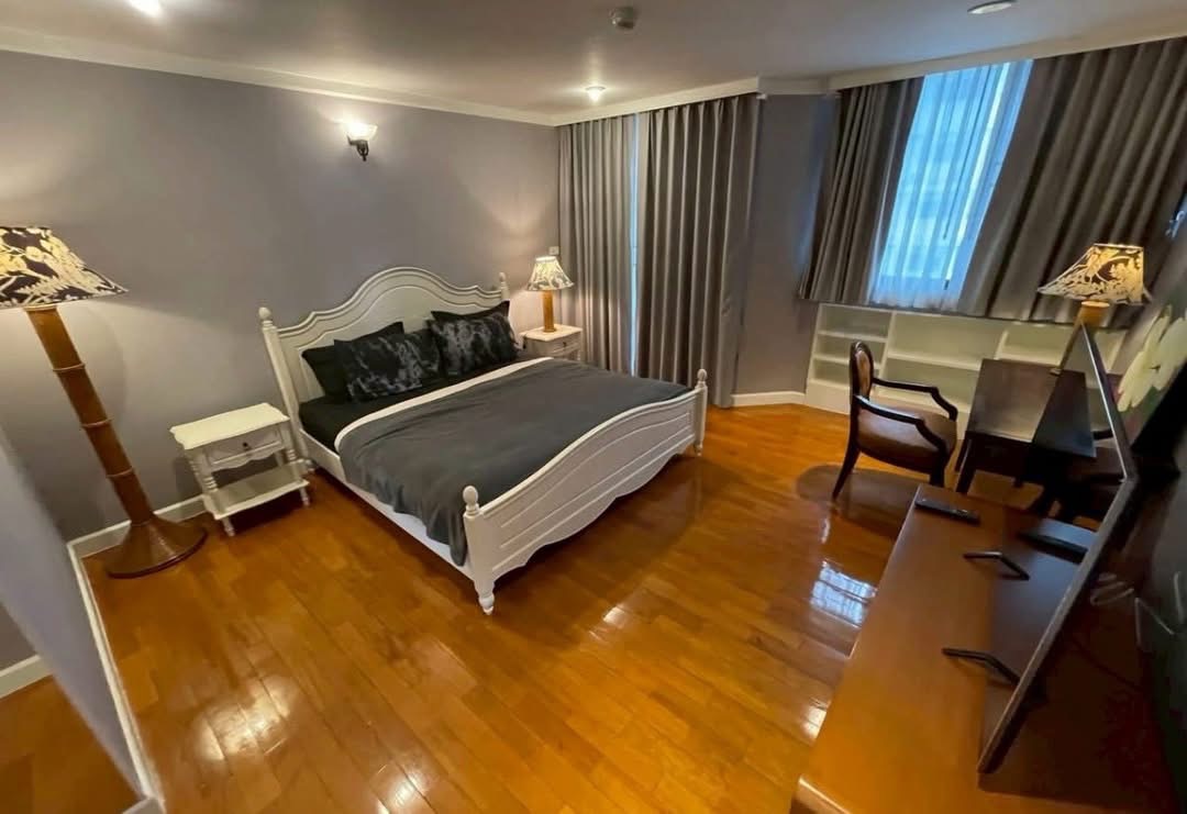 Large Two Bedroom Apartment For Rent