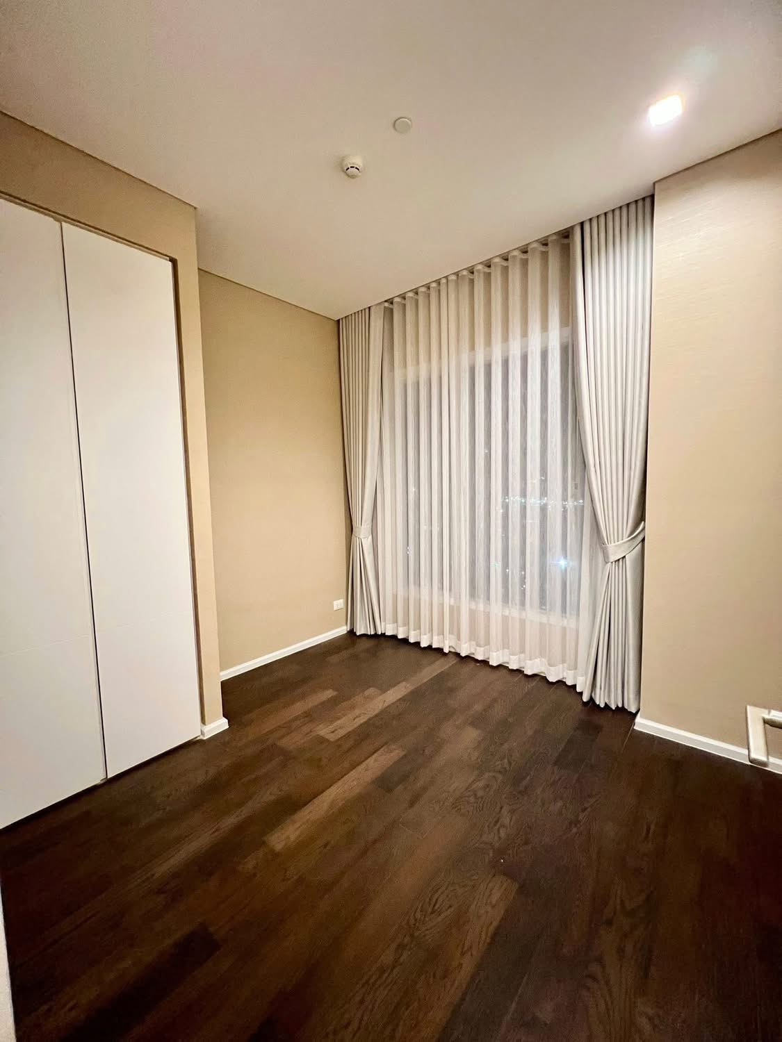 Two Bedroom Condo For Rent