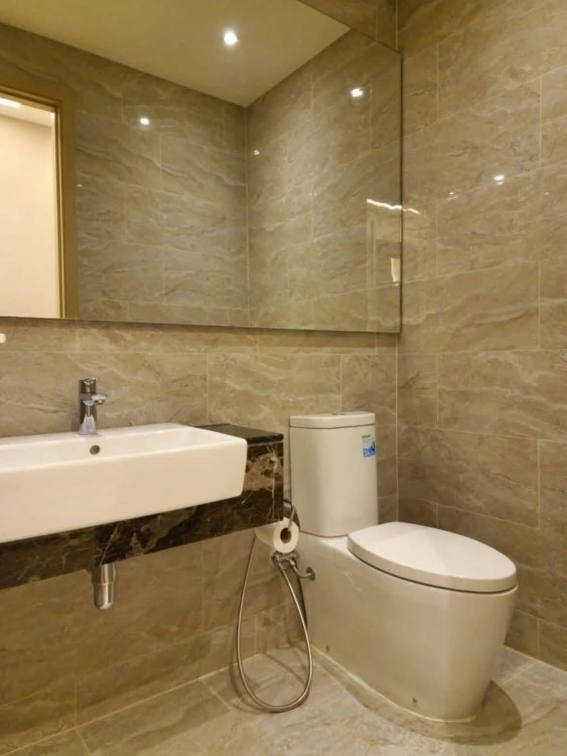 Two Bedroom Condo For Rent 