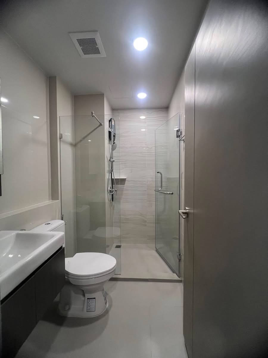 One Bedroom Condo For Rent