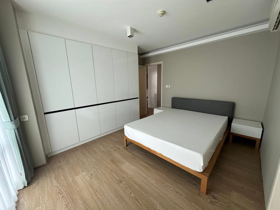 Two Bedroom Condo For Rent 