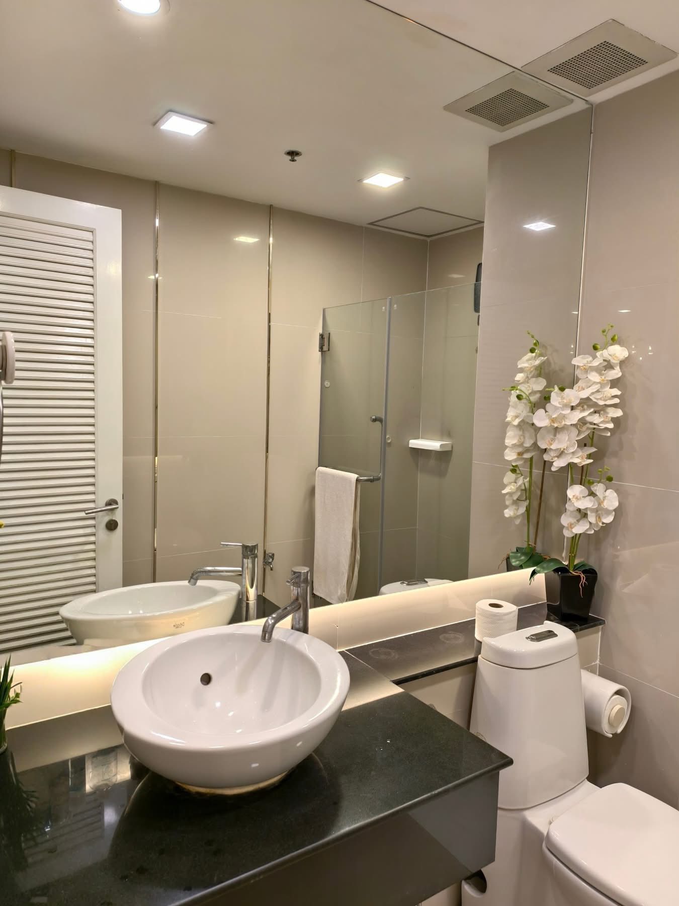 Two Bed Room Apartment For Rent