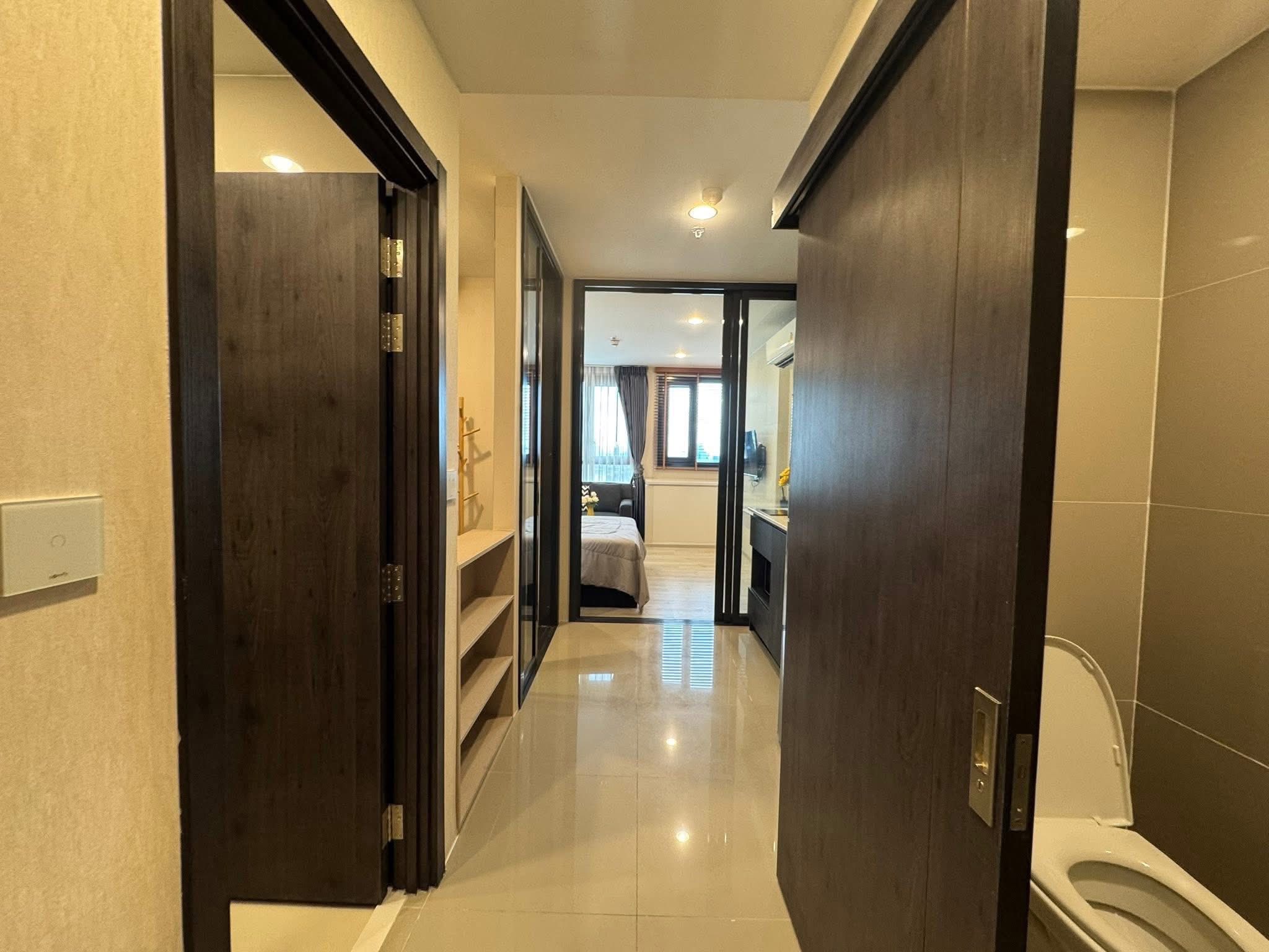 One Bedroom Condo For Rent