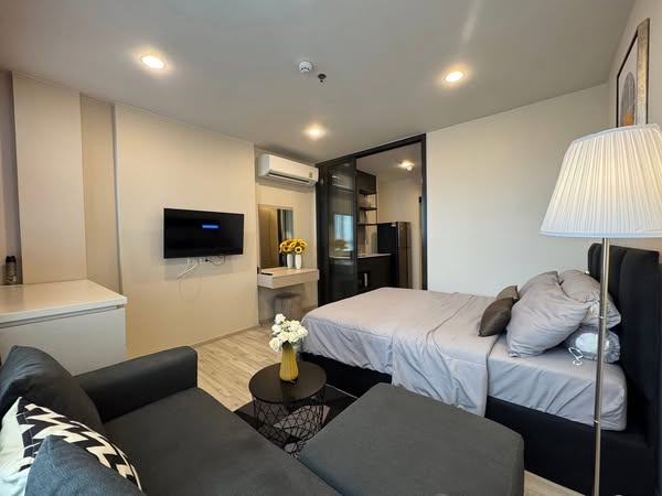 One Bedroom Condo For Rent