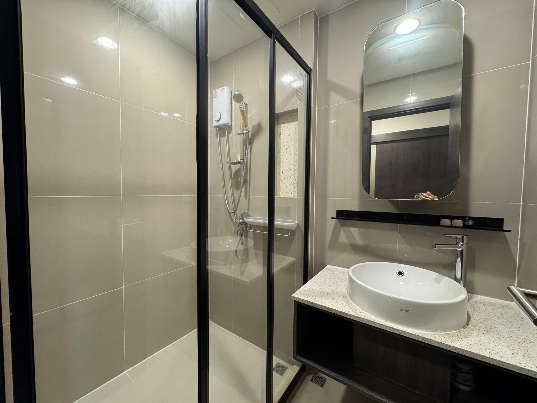 One Bedroom Condo For Rent