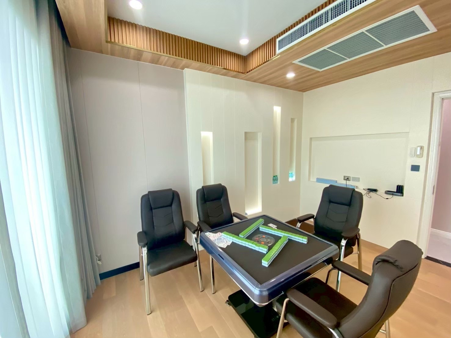 Pent House For Rent